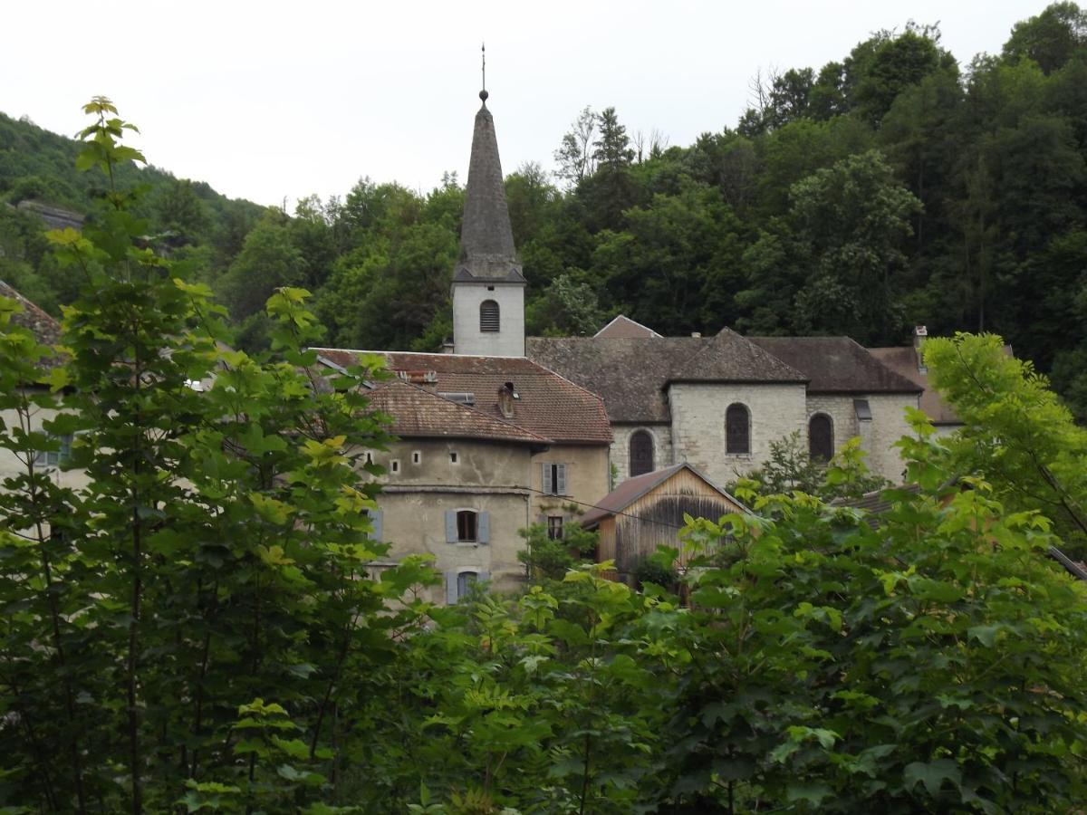 Gite La Petite Ecluse En Bord De Loue Lods Zewnętrze zdjęcie