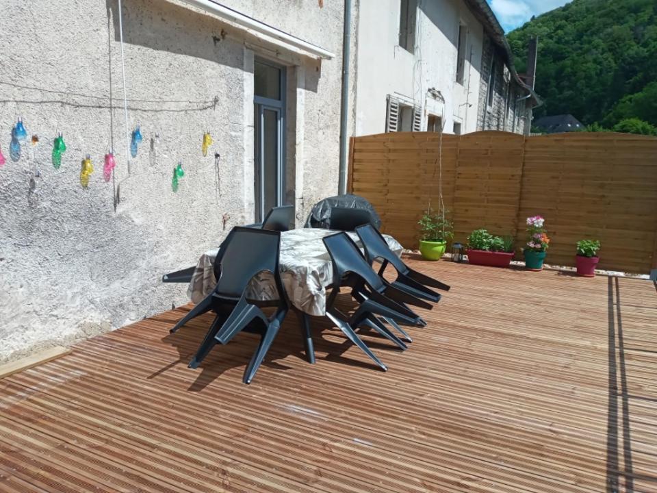 Gite La Petite Ecluse En Bord De Loue Lods Zewnętrze zdjęcie